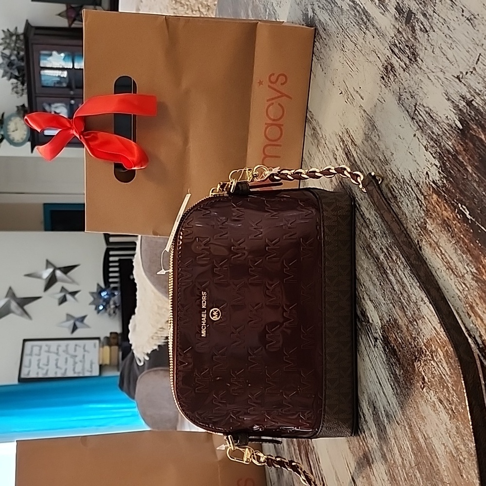 Michael kors jet set bag